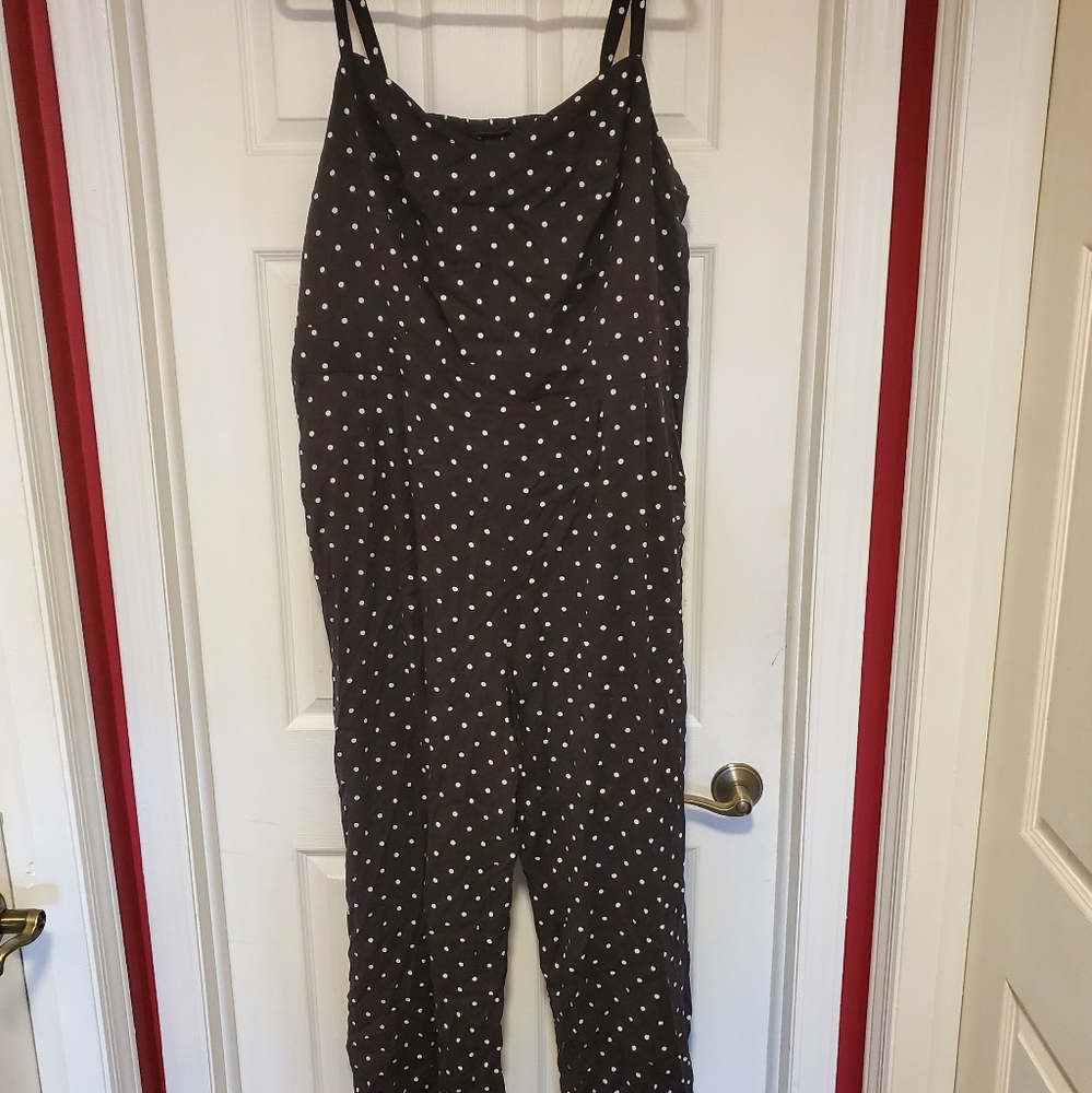 Polka-dot plus-size Jumpsuit. IT HAS POCKETS!